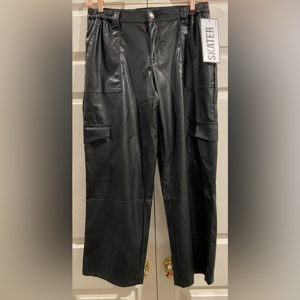 Almost Famous Leather Pants Adult Size L Womens Cargo Black Pockets 90's Style
